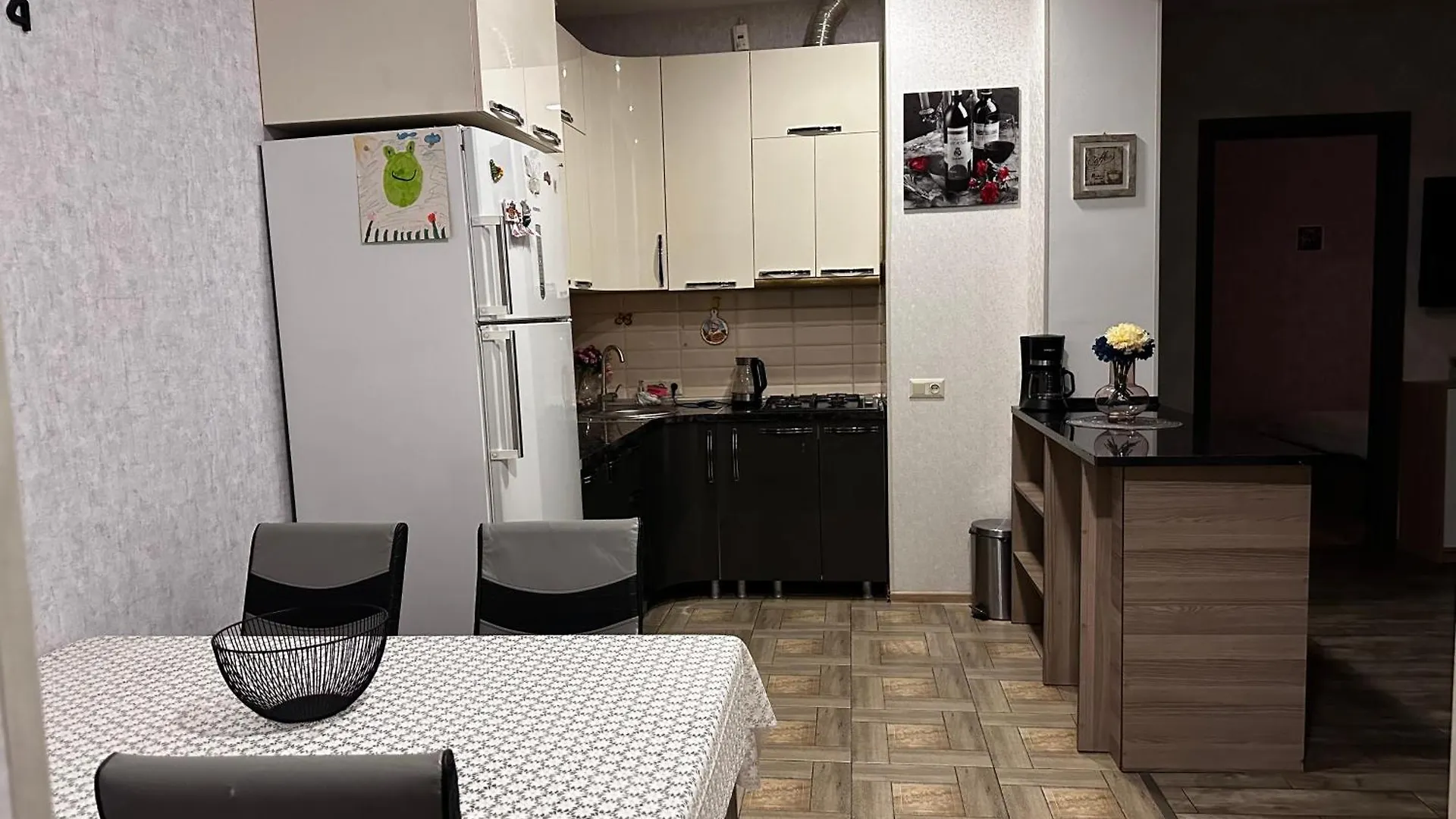 Annamari Lejlighed Tbilisi